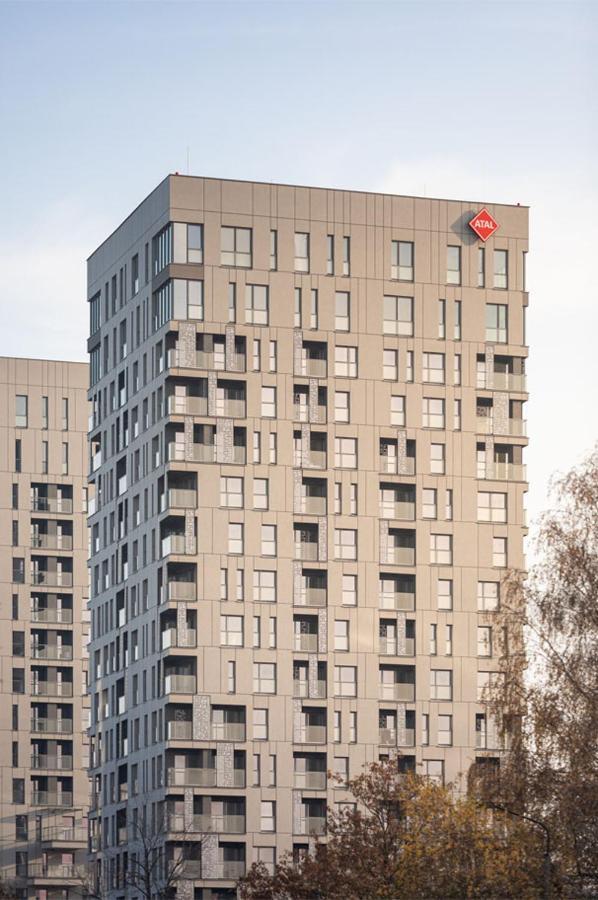Sokolska 30 Towers: Luxe Apartments with Panoramic Views Katowice Exterior photo